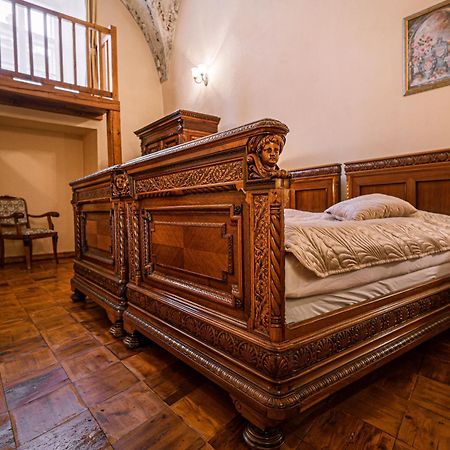 Penzion Cosmopolitan Ii. Banská Štiavnica Oda fotoğraf