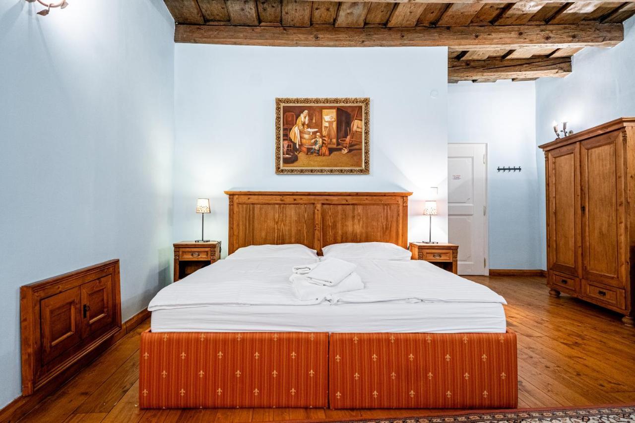Penzion Cosmopolitan Ii. Banská Štiavnica Dış mekan fotoğraf